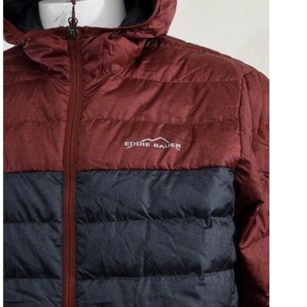Eddie Bauer Men's Cirruslite Hooded Down Jacket - Picture 5 of 7